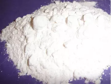 Strontium nitrate