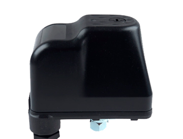 Pump pressure relay