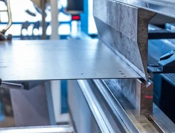 Guillotine cutting