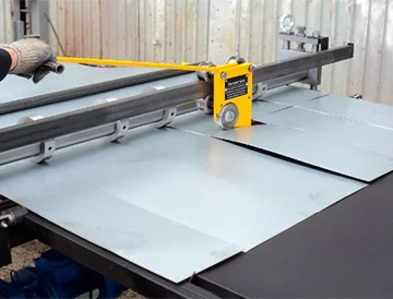 Sheet metal cutting